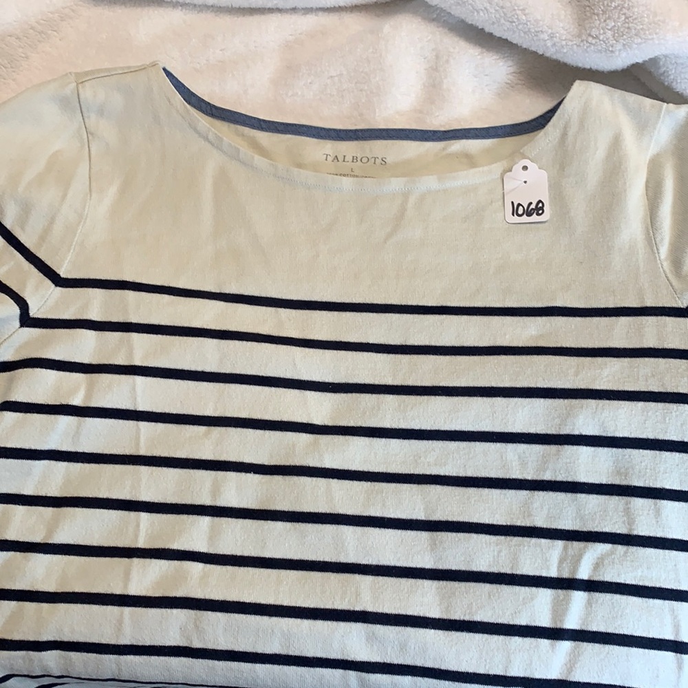 TALBOTS TOP SIZE LARGE
